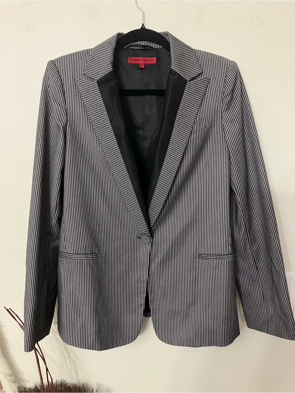 Vivienne Tam vertical pinstripe dark gray black and white blazer